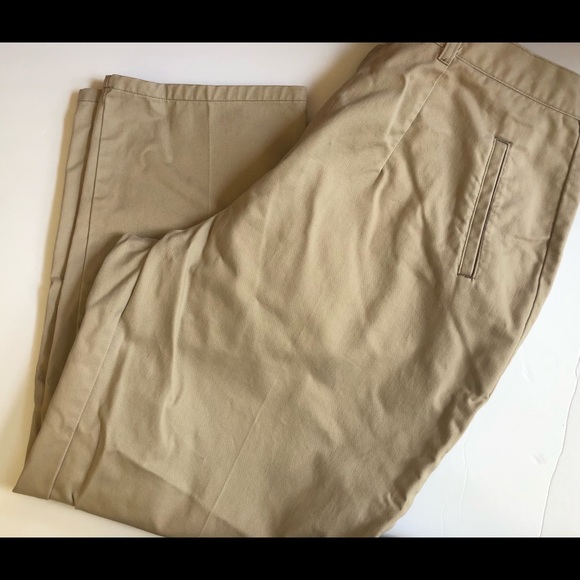📚 2/$12 Fashion Bug Khakis - Picture 5 of 5